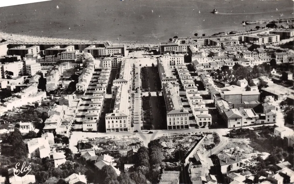 Royan — Vue générale de la nouvelle Ville — Elcé - Recto