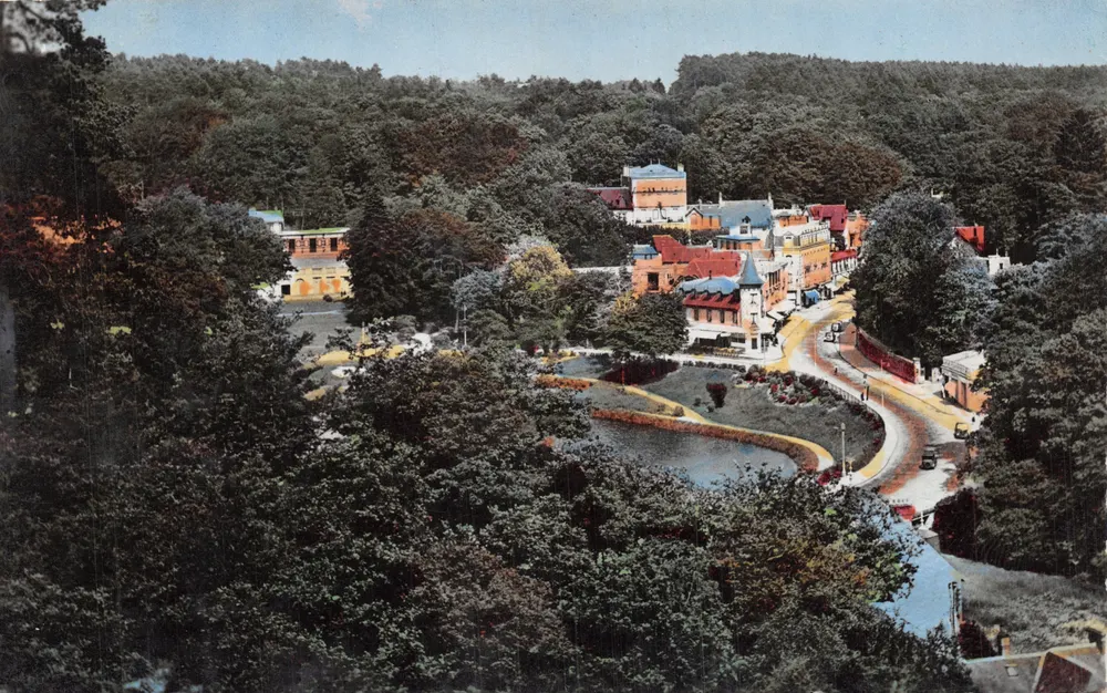 Bagnolles-de-l'Orne — Allgemeiner Blick — R. Gallois, Rueil-Malmaison - Vorderseite