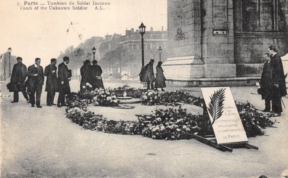 Paris — Tombeau du Soldat Inconnu — A.L. (éditeur) - Recto