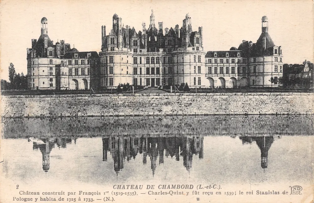Château de Chambord (L.-et-C.) — Ansicht des Schlosses, reflektiert in Wasser, Verleger IMP. DE BRETEUIL - Vorderseite
