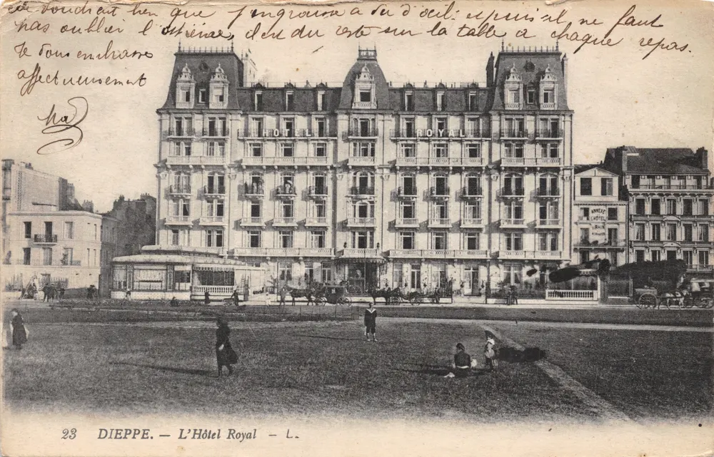 Dieppe — L'Hôtel Royal — éditeur L. (n°23) - Recto