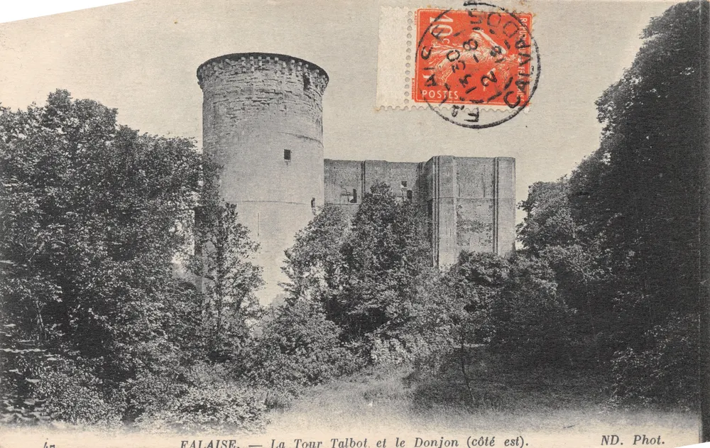 FALAISE — Turm Talbot und der Donjon (östlicher Teil) — ND. Phot - Vorderseite