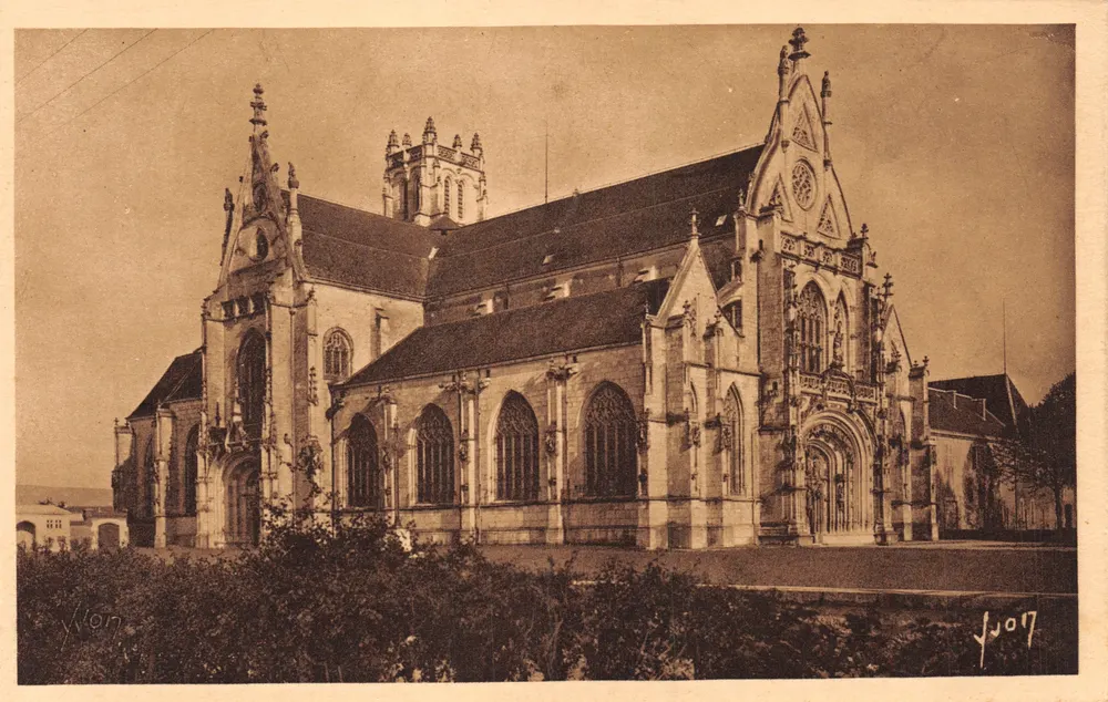 Bourg (Ain) — Kirche von Brou — Überblick — Editions d'Art YVON, Paris - Vorderseite