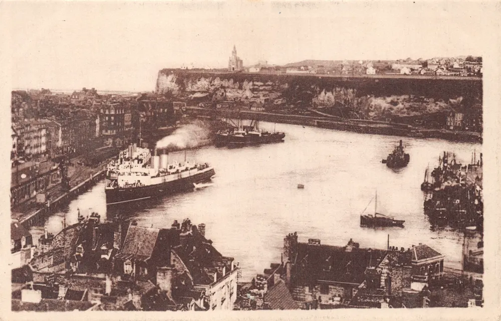 Dieppe — Le Port — Éditeur : Lévy et Neurdein, Paris - Recto