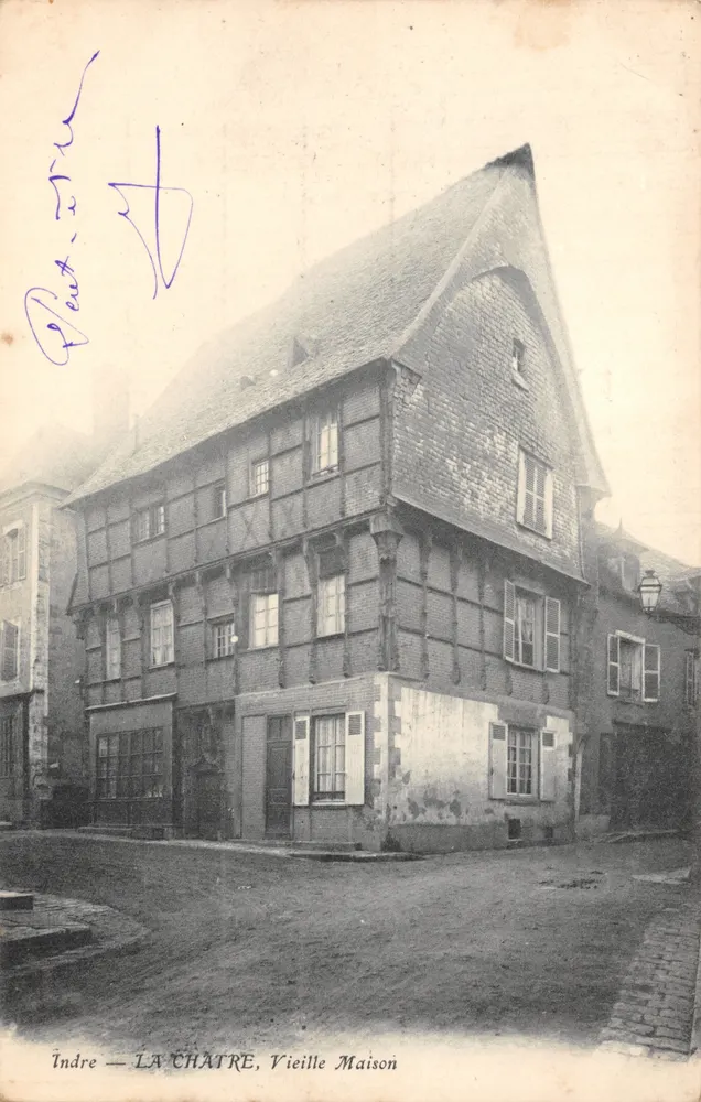 La Châtre — Casa antigua — editor no visible - Anverso