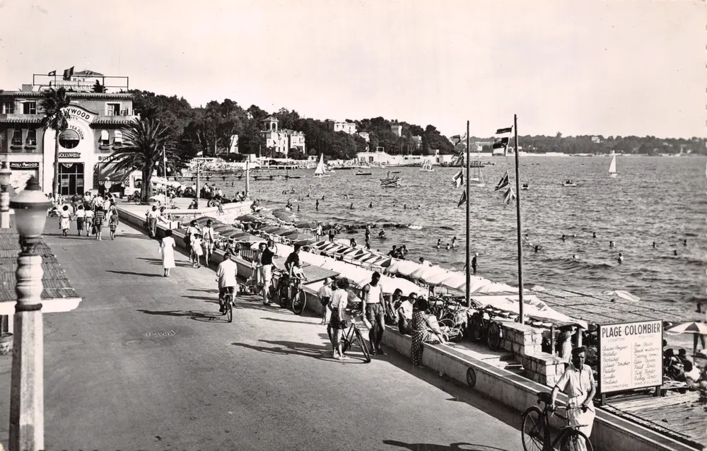 Juan-les-Pins — Die Promenade — Verlag AJAX, 1212 - Vorderseite