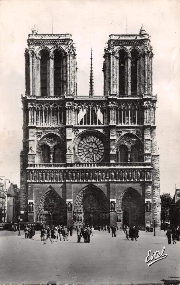 Notre-Dame de Paris — gotische Fassade mit Rosefenster — Éditions de Luxe « Estel » - Vorderseite