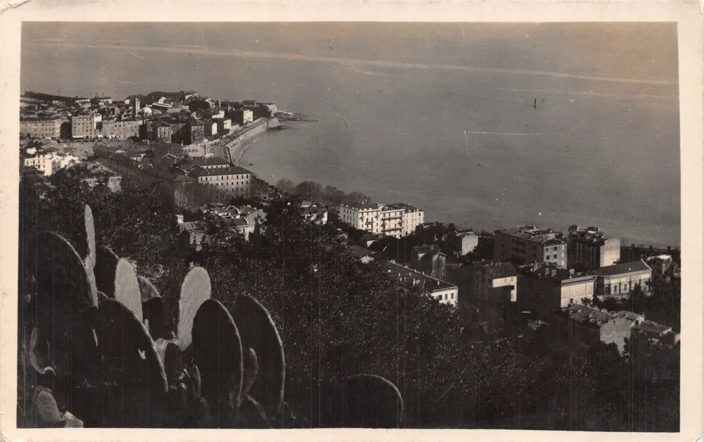 Ansicht von Ajaccio — Stadt der Sonne — Verlag Les Editions A. Tomasi - Ajaccio - Vorderseite