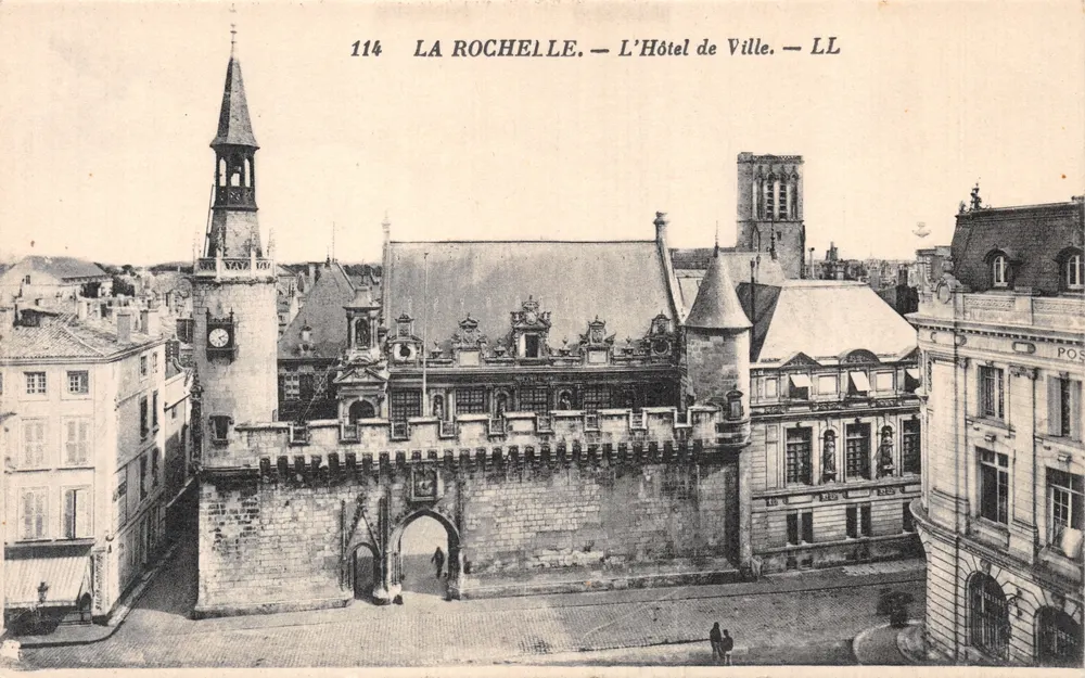 La Rochelle — L'Hôtel de Ville — éditeur LL - Recto