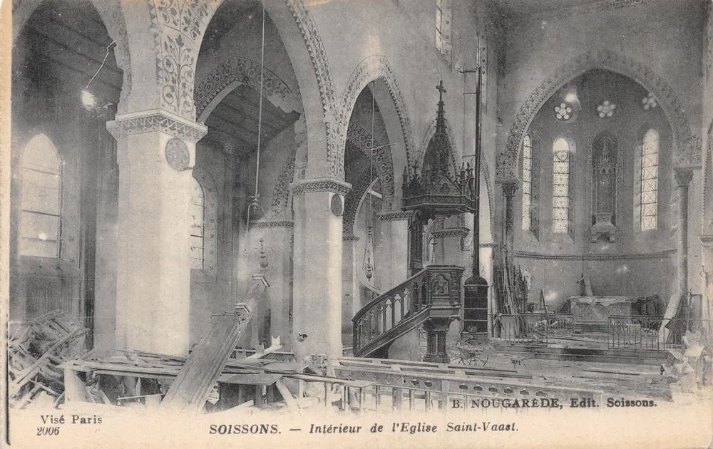 Soissons — Intérieur de l'Église Saint-Vaast — B. NOUGARÈDE, Edit. Soissons - Recto