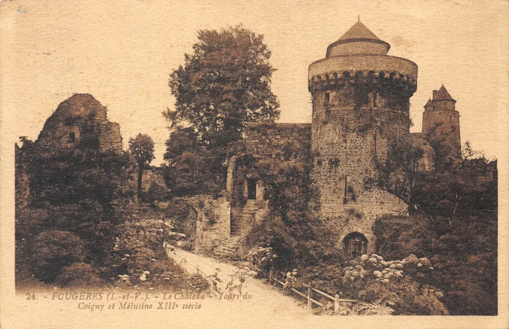 Fougères (Ille-et-Vilaine) — Das Schloss — Türme des 13. Jahrhunderts - Vorderseite