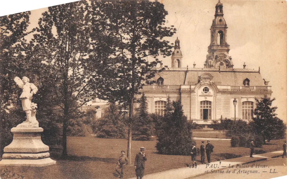 PAU — Schloss Winter und Statue von Artagnan — LL. n° 442 - Vorderseite