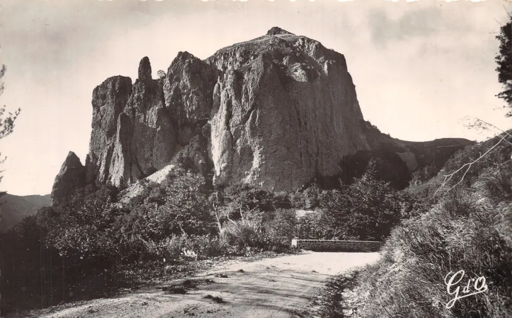 Sanadoire-Felsen — Südlicher Ausblick — Photo-Édition G.-d.-O. (P.-de-D.) - Vorderseite