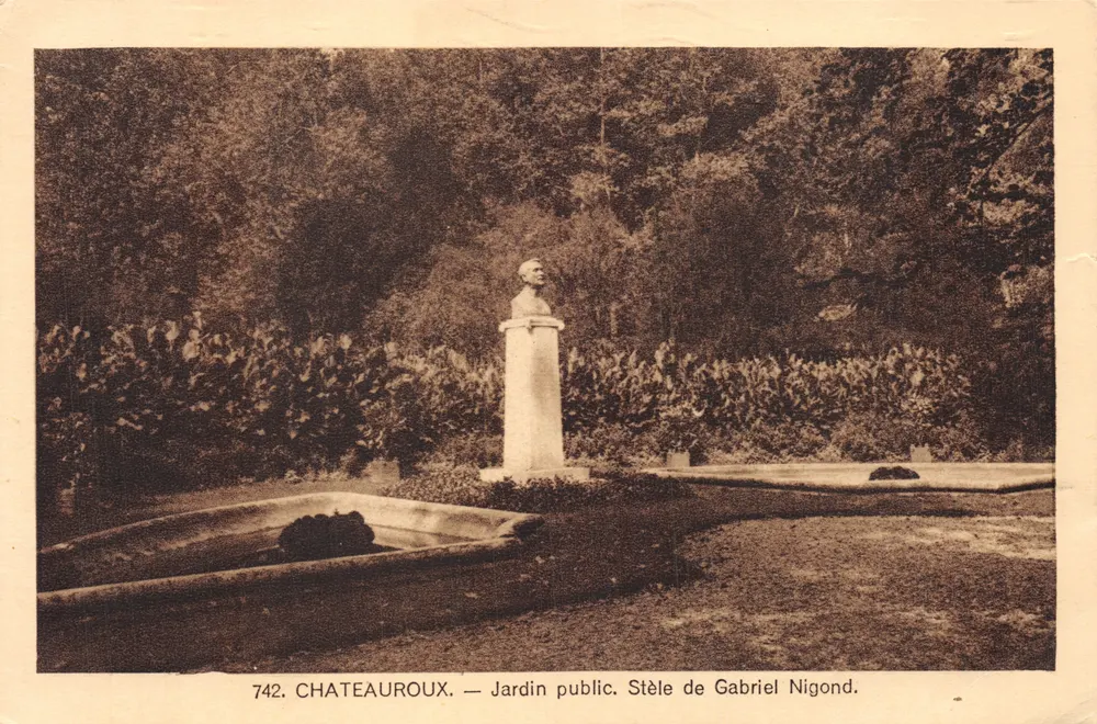 Châteauroux — Jardin public. Stèle de Gabriel Nigond - Recto