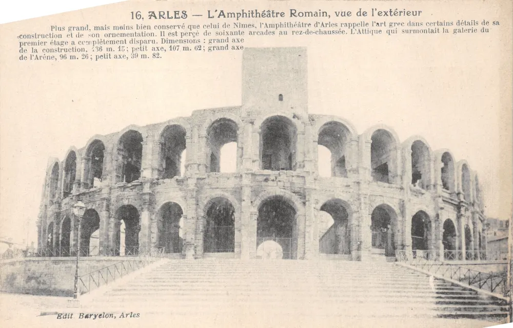 Arles — Das römische Amphitheater, Ansicht von außen — Edit Baryelon, Arles - Vorderseite