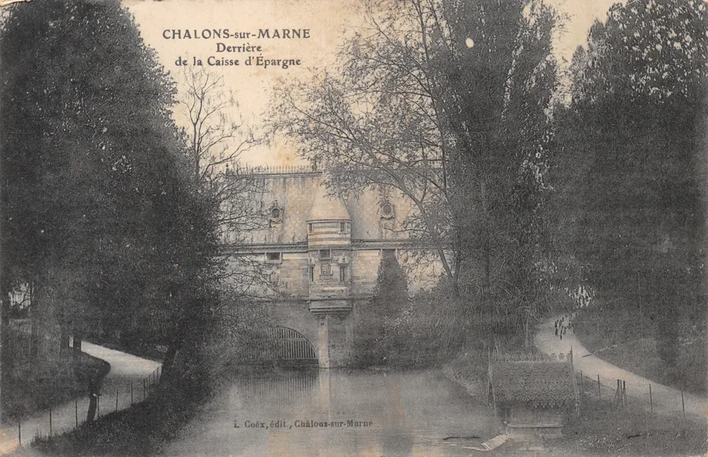 Châlons-sur-Marne — Hinter der Sparkasse — L. Coëx, Verlag Châlons-sur-Marne - Vorderseite