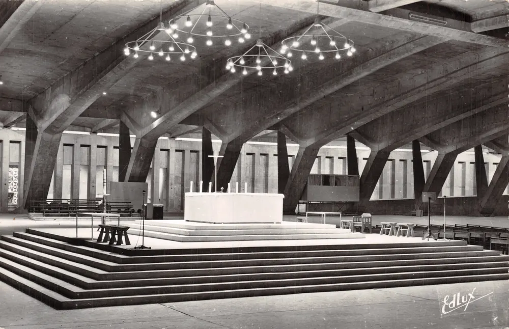 Basilique Souterraine — Lourdes — éditeur Edlux - आगे