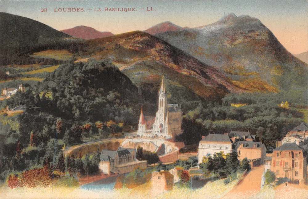 Lourdes — La Basilique — LL. — Éditeur LL. — N° 33 - 앞면