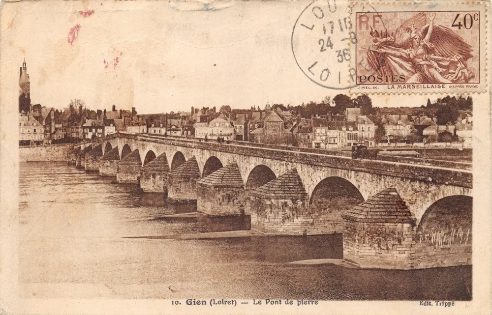Gien (Loiret) — Le Pont de pierre — Edit. Trippé - Recto