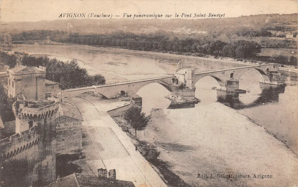 Avignon (Vaucluse) — Panoramablick auf die Brücke Saint-Bénézet — Verlag J. Courcel, Tabacs, Avignon - Vorderseite