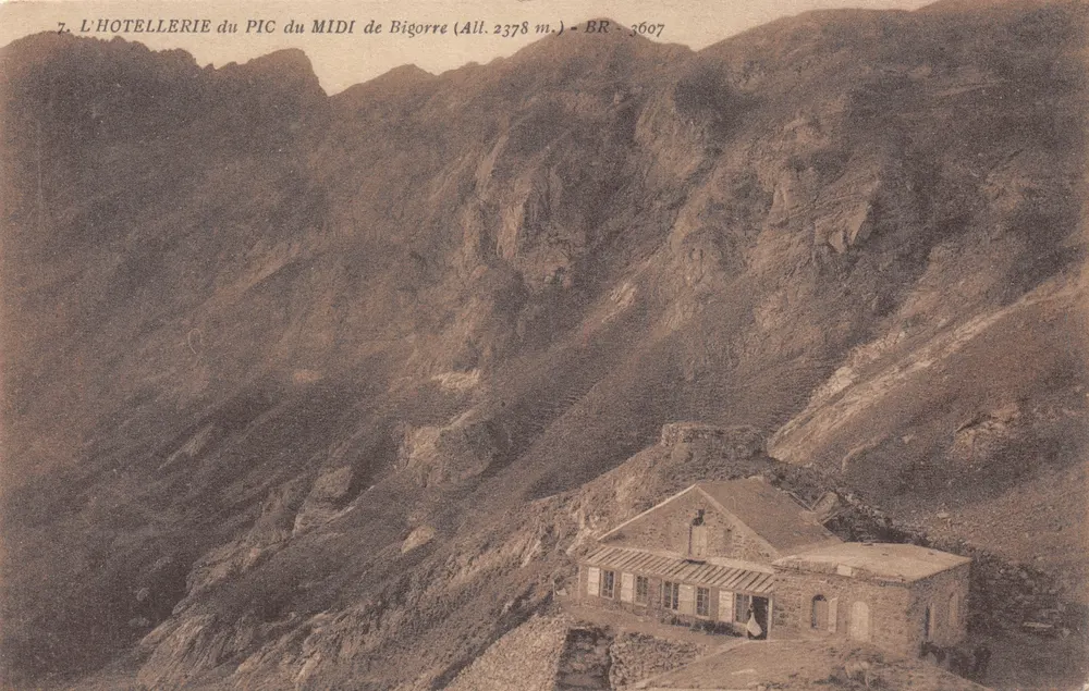 Das Hotel am Gipfel des Pic du Midi de Bigorre (Höhe 2378 m.) — BR - 3607 - Vorderseite