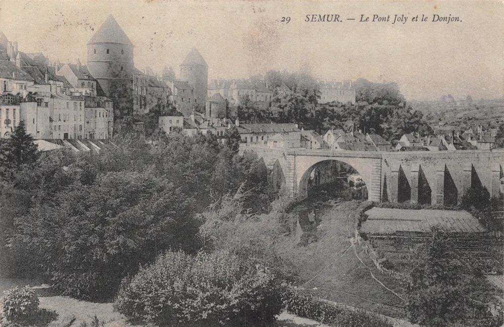 Semur — Le Pont Joly et le Donjon. — Éditeur : SEMUR. N° 29 - Recto