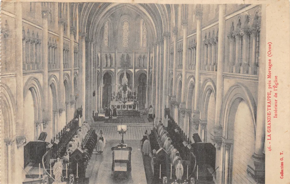 La Grande-Trappe — Innenansicht der Kirche — Sammlung G. T - Vorderseite