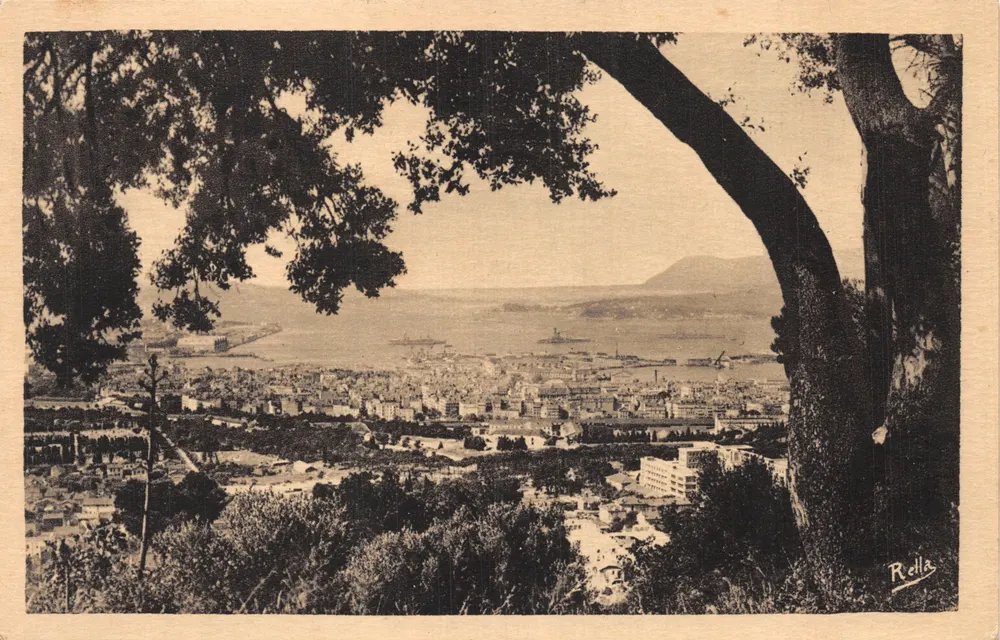 Allgemeiner Blick auf Toulon — vom Mont Faron aus — Verlag Rella - Vorderseite