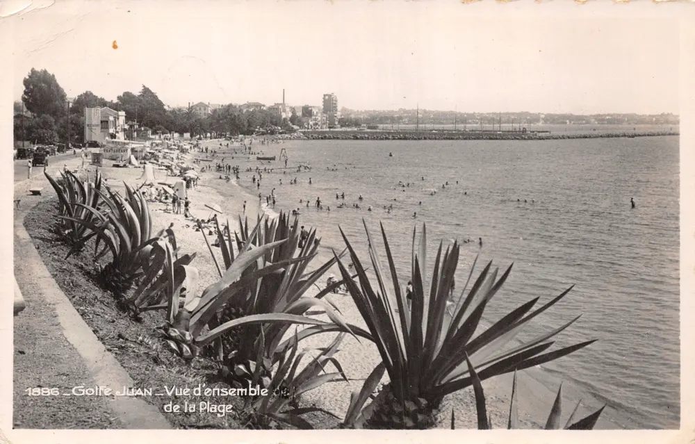 Golfe-Juan — Vue d'ensemble de la Plage — Édition « A CICOGNE » - Recto