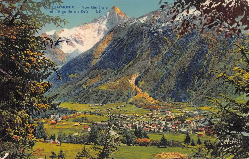 Chamonix — Vue Générale et l'Aiguille du Drû — éditeur Adia - Recto