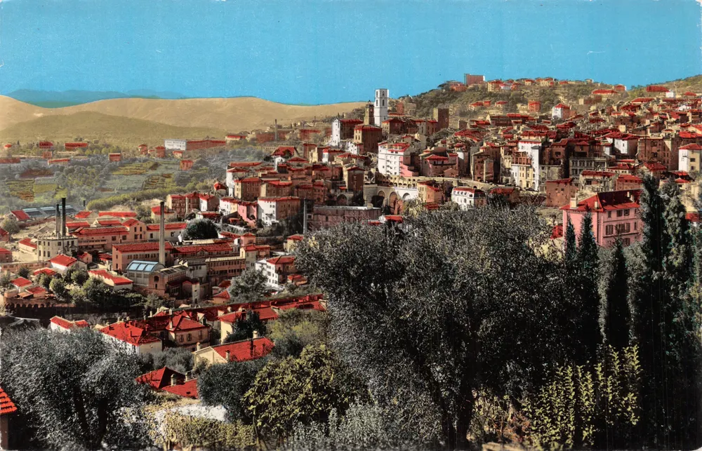 Grasse — Allgemeiner Blick auf die Stadt und ihre Umgebung — Verlag S.E.P.T. - 75-23 - Vorderseite
