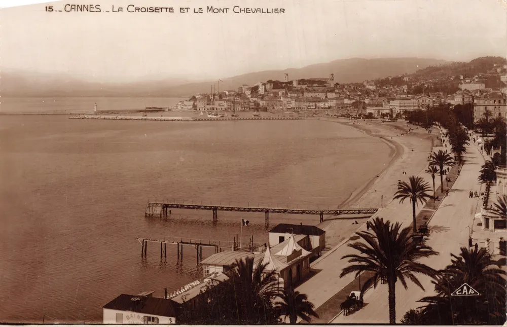 Cannes — La Croisette und Mont Chevallier — Verleger C.A.P. Strasbourg - Vorderseite