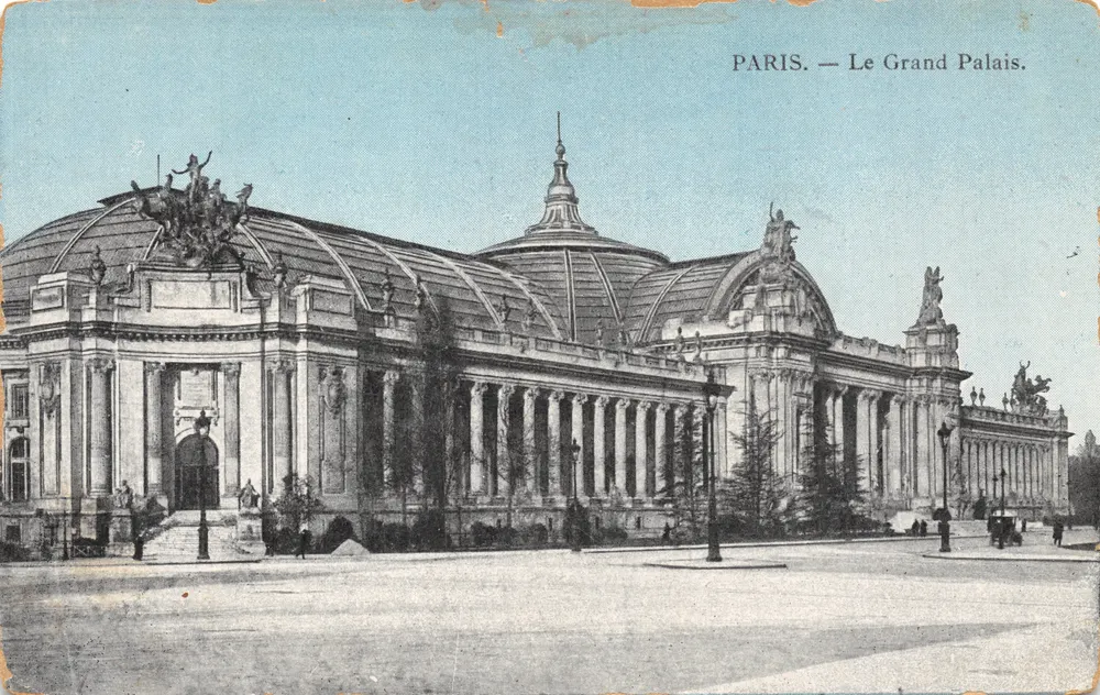Paris — O Grand Palais — editor não visível - Frente