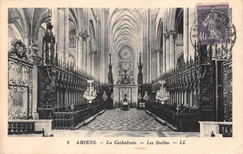 Amiens — A Catedral — As Stalles — LL - Frente