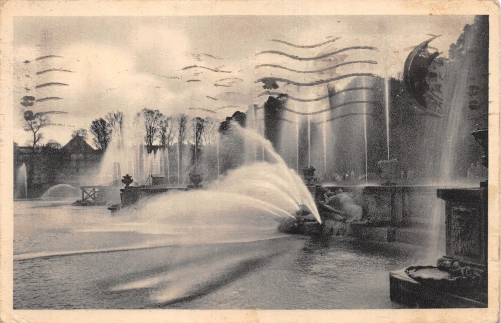 Park von Versailles — Bassin des Neptun — Service Commercial Monuments Historiques - Vorderseite