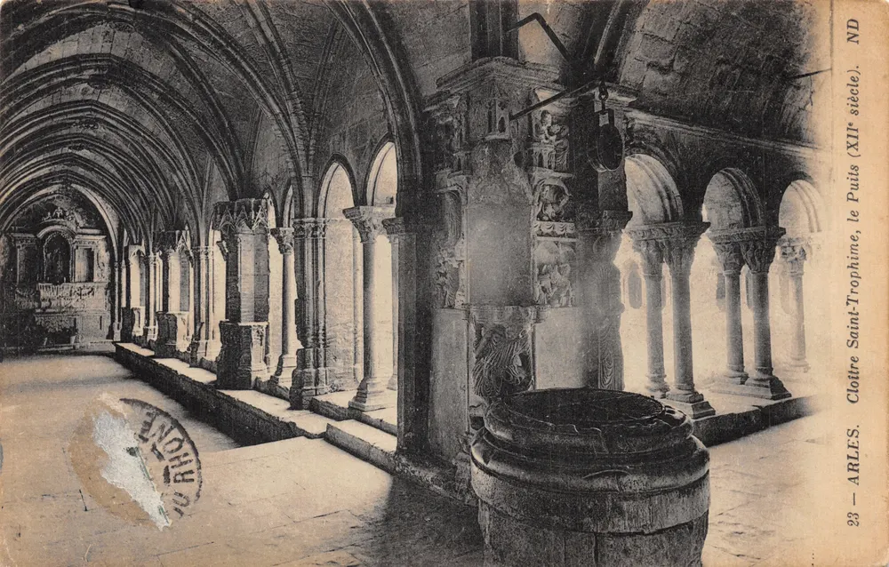 Mosteiro de Saint-Trophime — A Poça — editor ARLES, número 23 - Frente