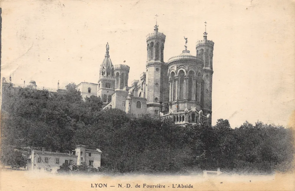 LYON — N.-D. de Fourvière — L’Abside - आगे