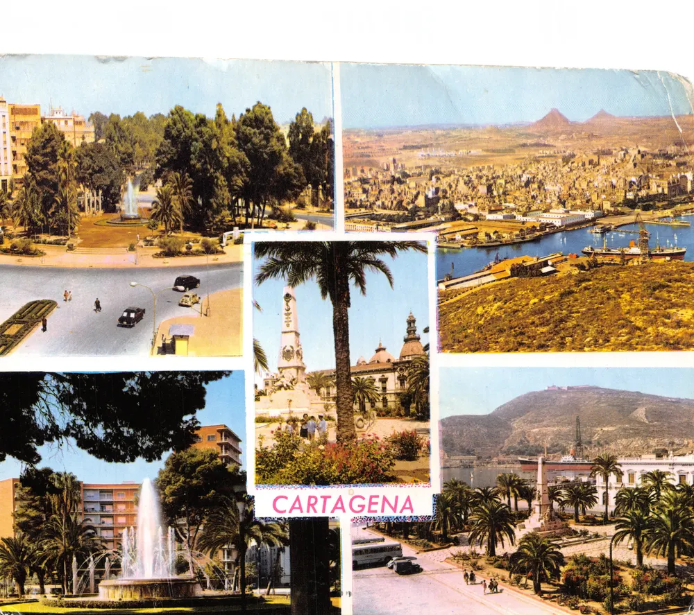 Cartagena — vue panoramique et monuments — Éditions Arribas - Recto