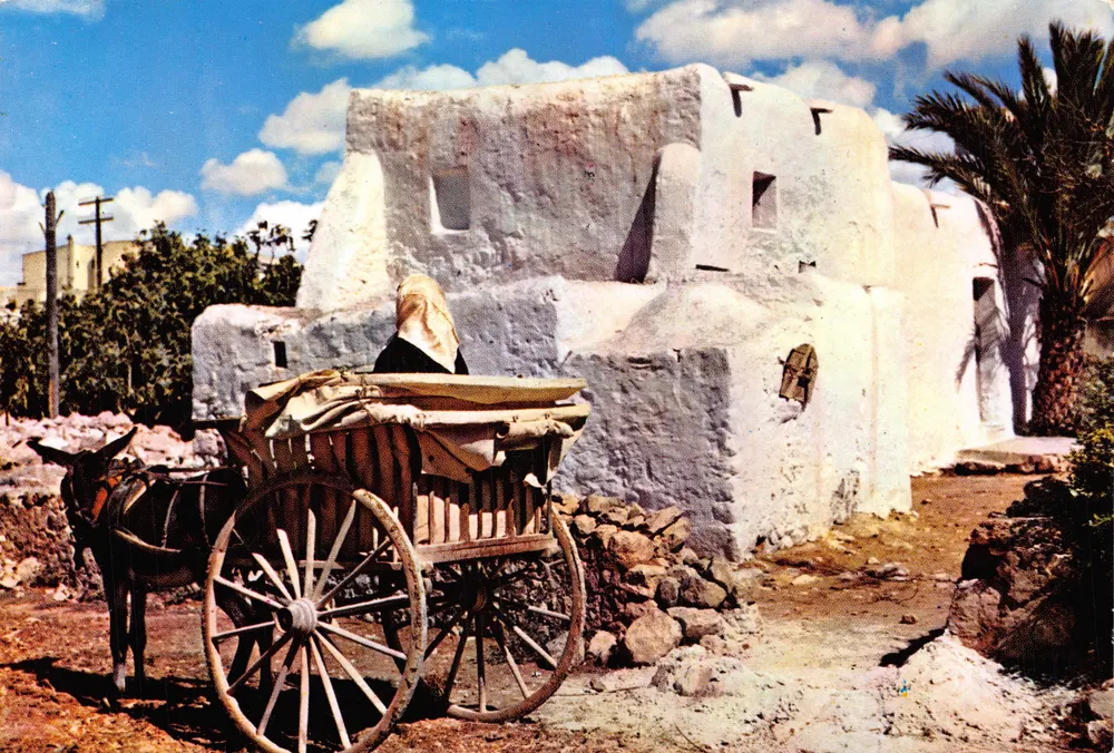 Ibiza (Baleares) — Bauweise und typische Fahrzeuge — Librería Verdera, N.º IB 4407 - Vorderseite