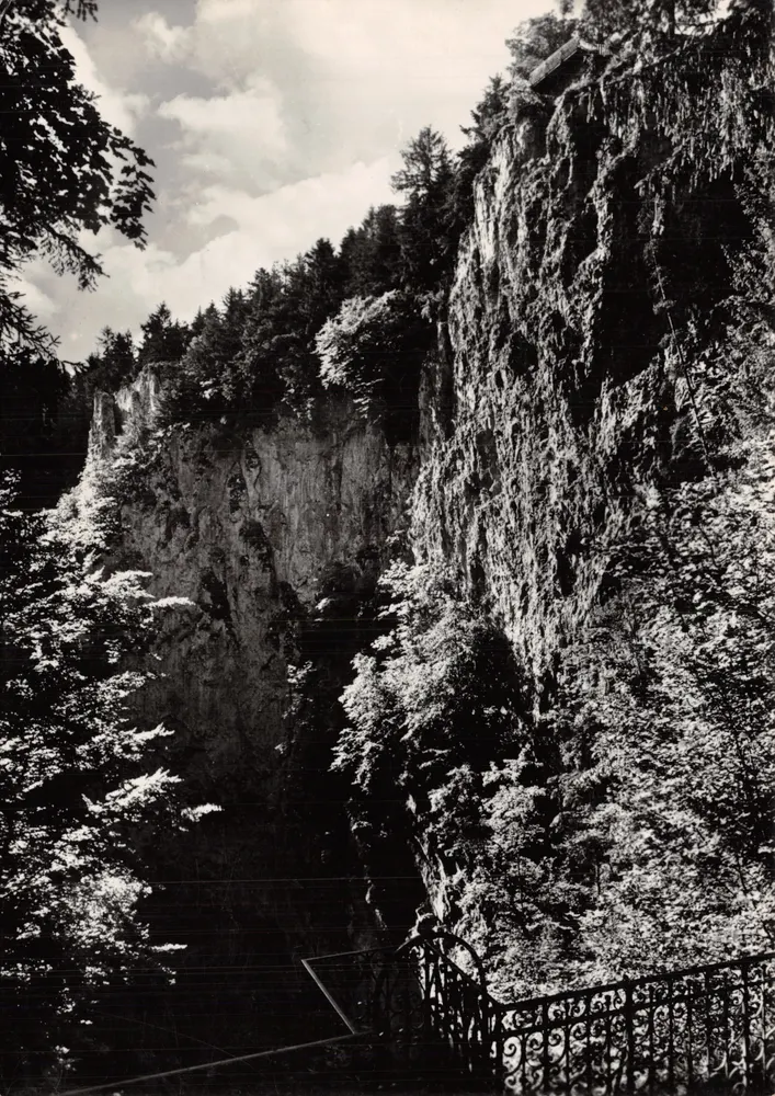 Ansicht des Moravský Kras-Felsens — Verlag OREIS, Nr. 121137 - Vorderseite
