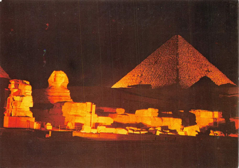 Gizeh — Pyramides et Sphinx illuminés — POST CARD EGYPT - आगे