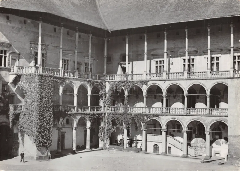 Kraków — Innenhof des Schlosses — Foto. J. Osuchowski, Serie Kr-027 - Vorderseite