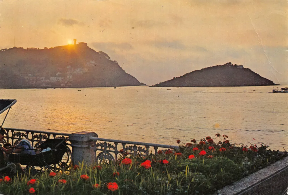 San Sebastián — Puesta de Sol — éditeur FUERTES ESPAÑA - Recto
