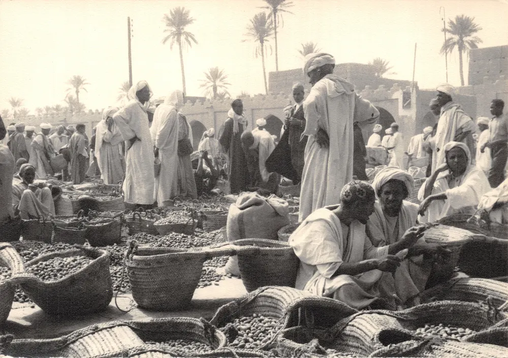 Mercado de Dátiles — ERFLOUD — Edição ITTAN - Casablanca - Frente