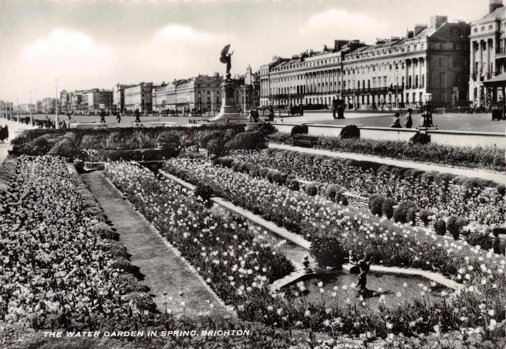 Der Water Garden im Frühling — Brighton — Verlag TOLER BROS. LTD. Nr. T.24 - Vorderseite