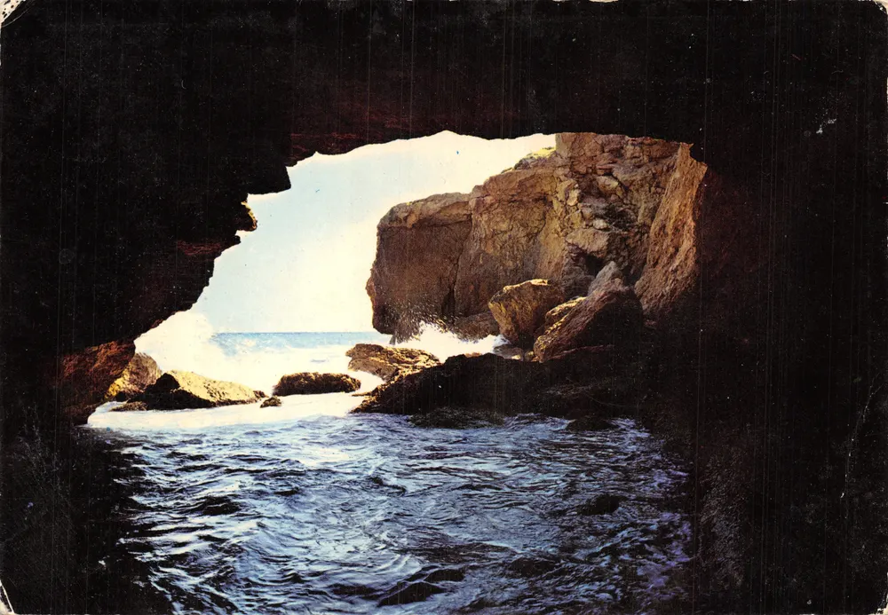 Roca Foradada — Detail der natürlichen Höhle — Verlag: Postales Segeste - Vorderseite