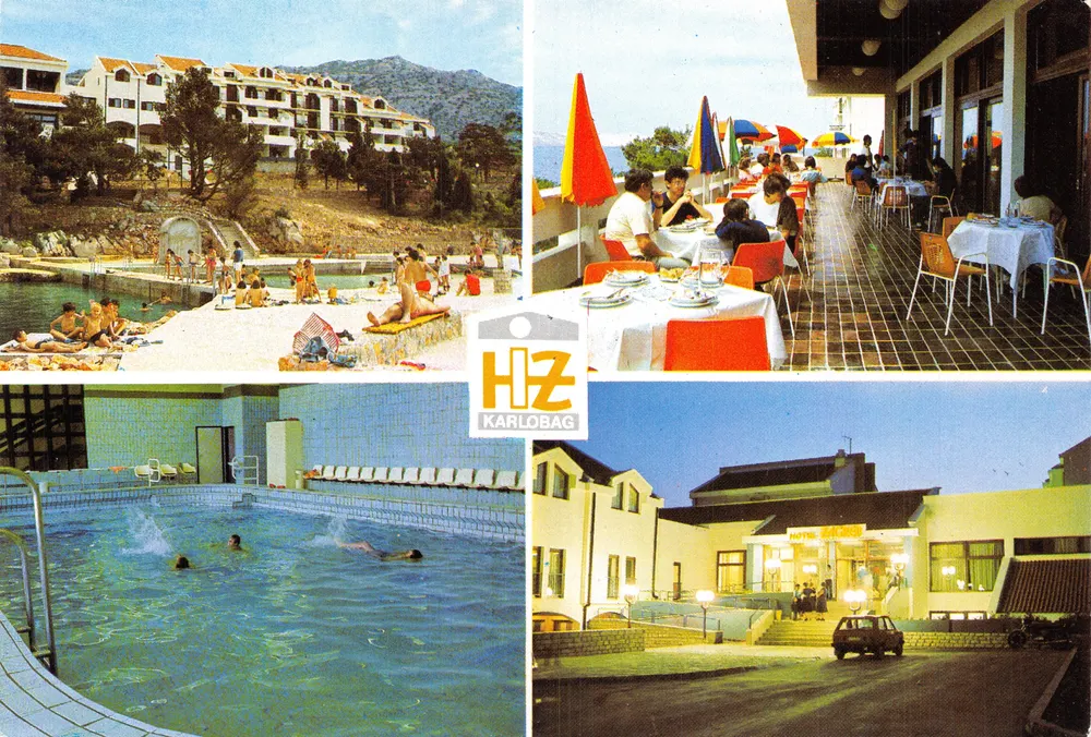 Hotel Karlobag — Ansicht von außen, Pool, Terrasse und Eingang — Verlag HIZ KARLOBAG - Vorderseite