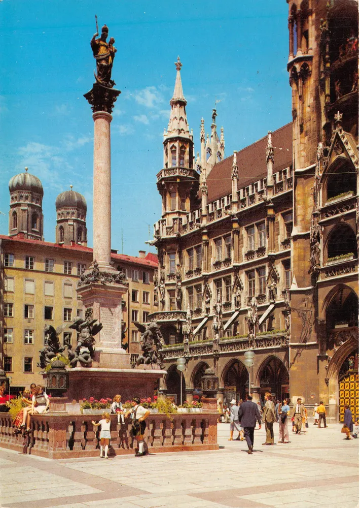 München - Marienplatz mit der Mariensäule — Verlag Andres + Coverlag München - Vorderseite