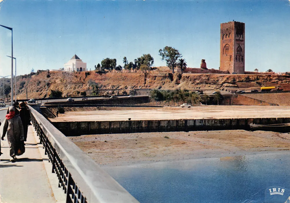 Rabat — Tour Hassan et mausolée Mohammed V — éditeur IRIS - Recto