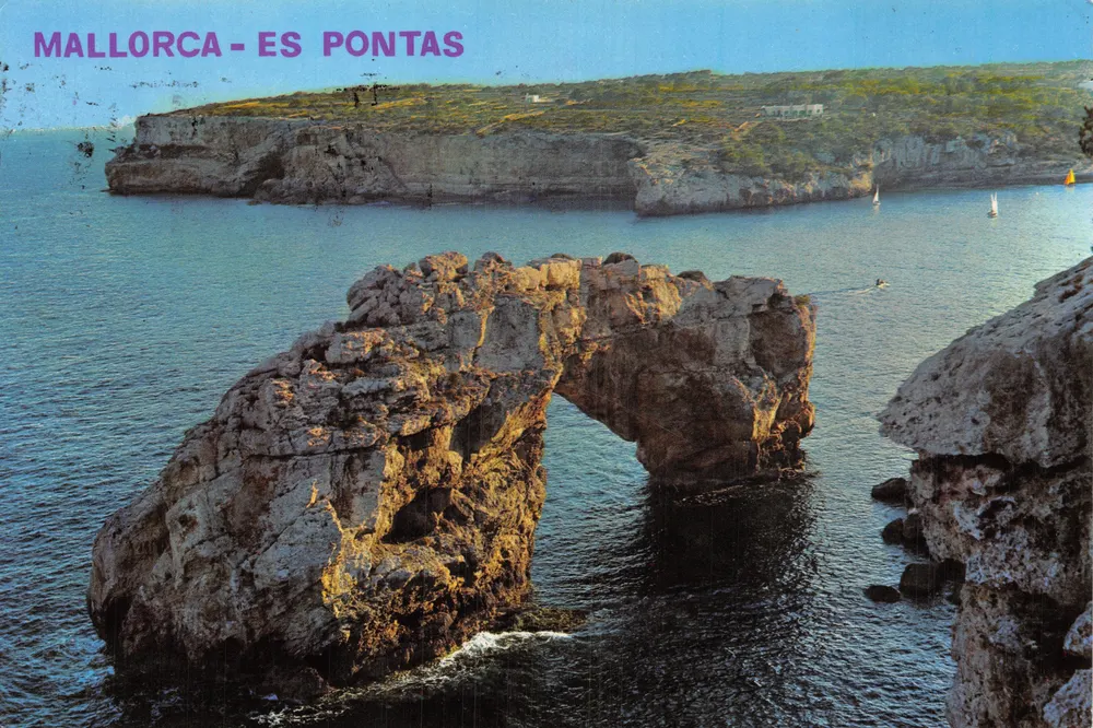 Es Pontas — Felsige Schlucht in der Ferne — Verleger: Edita Bohigas, Nr. 1.606 - Vorderseite